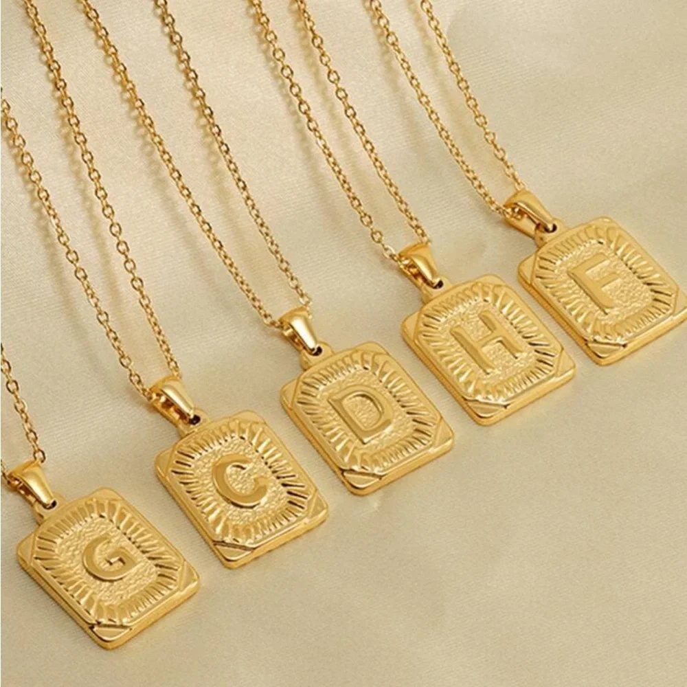 Luxe Golden [A] Bar Necklace - Picture 3 of 6